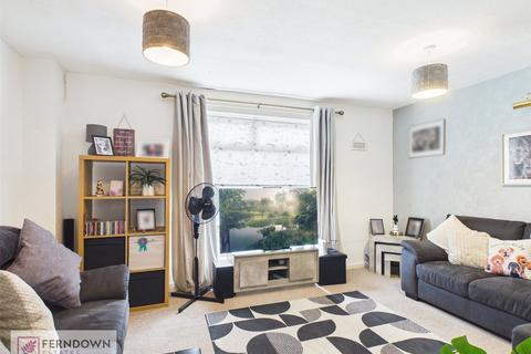 3 bedroom terraced house for sale, Larch Croft, Chelmsley Wood, Birmingham, B37