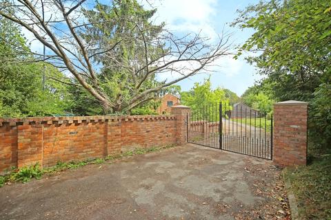 undefined, Warwick Road, Stratford-upon-Avon, Warwickshire, CV37