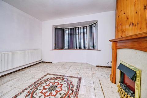 3 bedroom terraced house for sale, Kent Road, Luton, Bedfordshire, LU1