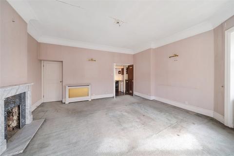 1 bedroom flat for sale, Sloane Court East, London, SW3