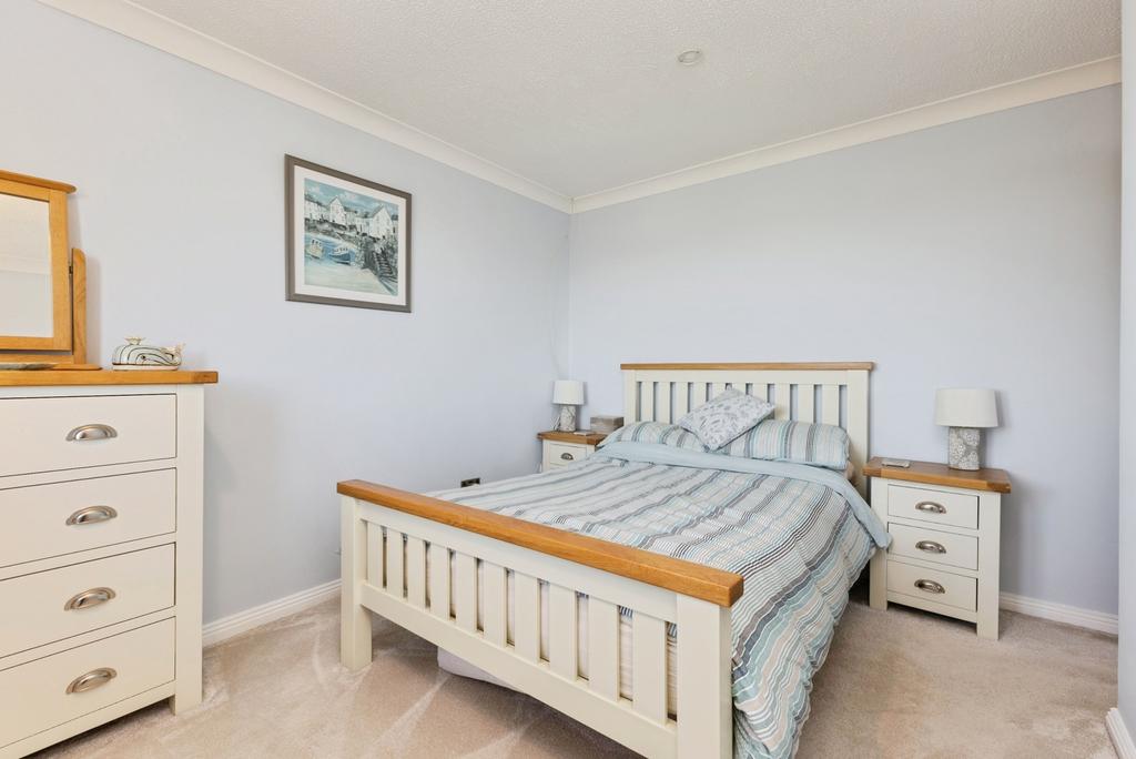 Pbox-IMG.jpg