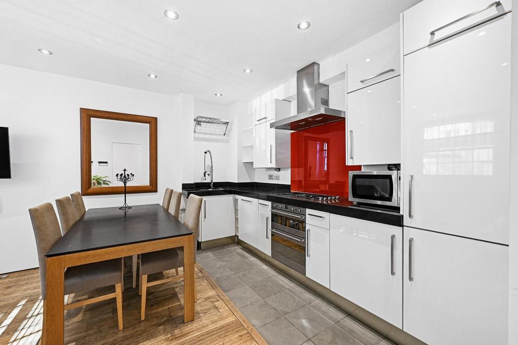 Kitchen / Dining