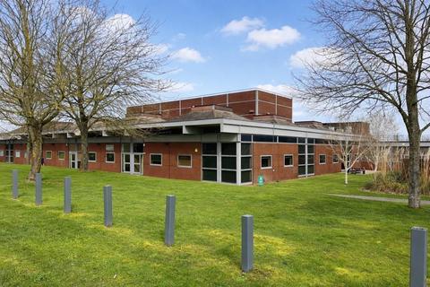 Warehouse to rent, Wyncolls Rd Colchester CO4 9HZ