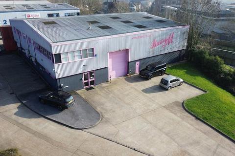 Industrial development to rent, Bittacy Hl London NW7 1BA