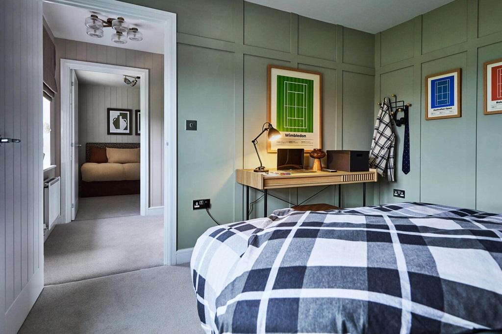 Bedroom 4 of the Rightford