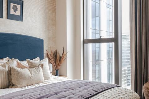 3 bedroom apartment for sale, Plot 41.03, at South Quay Plaza, London, E14 9WS