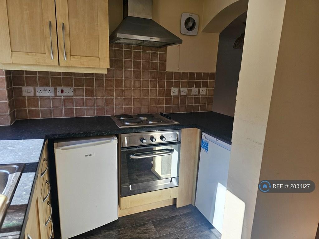 Kitchen 1 Of 3