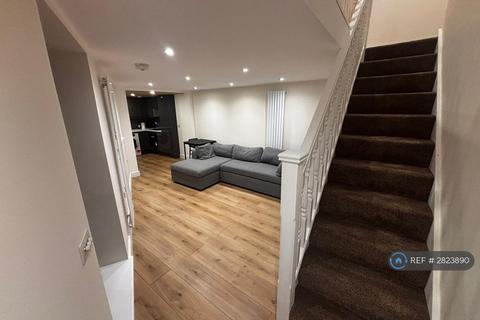 1 bedroom flat to rent, Kasaka House, London, NW3