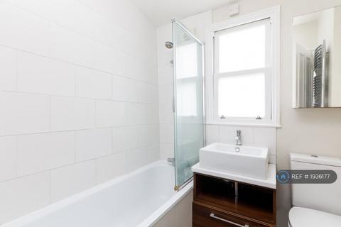 2 bedroom flat to rent, Pyrland Road, London, N5