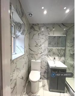 1 bedroom in a house share to rent, Whitton Road, Hounslow, TW3
