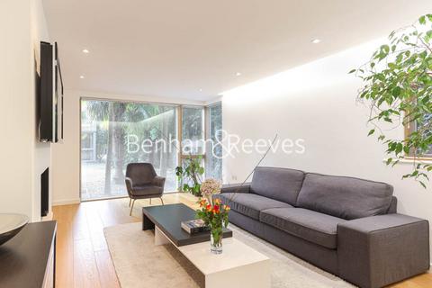 3 bedroom apartment to rent, Sloane Mews, Crouch End N8