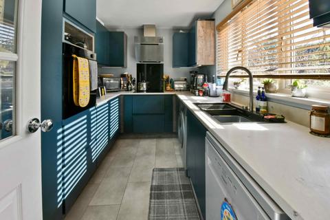 3 bedroom end of terrace house for sale, Kaimes Avenue, Kirknewton