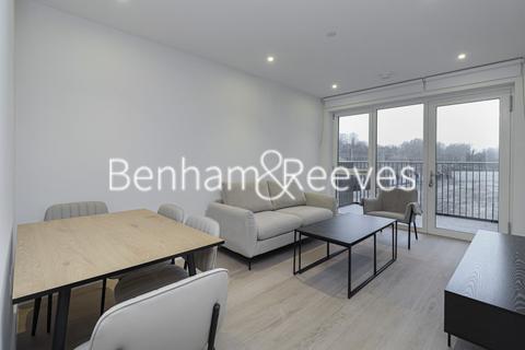 undefined, Bow Common Lane,  Mile end E3