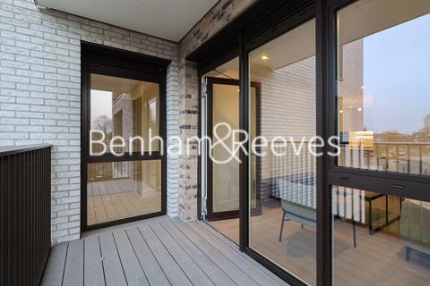 undefined, Bow Common Lane,  Mile end E3