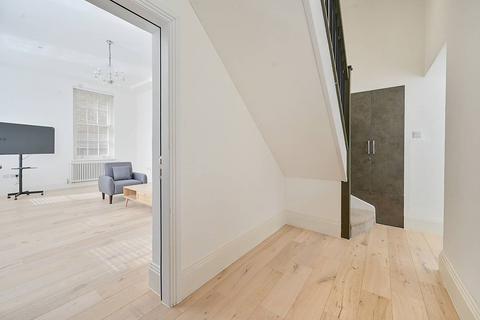 undefined, Uxbridge Road, Hanwell, London, W7