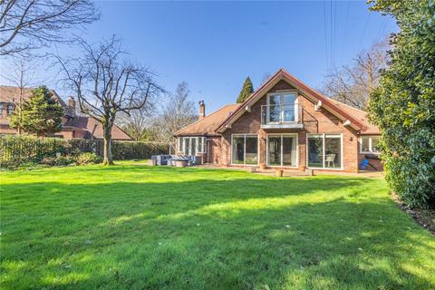 4 bedroom detached house for sale, Chadderton Hall Road, Oldham OL9