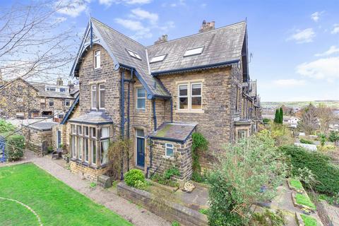 6 bedroom end of terrace house for sale, East View Terrace, Otley LS21