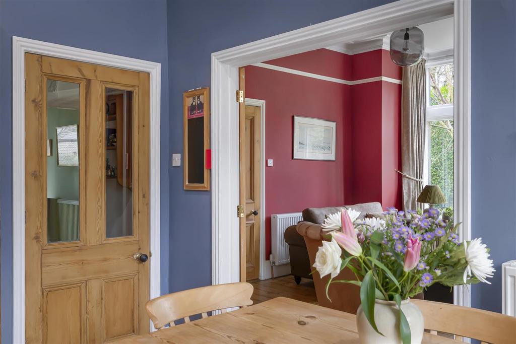 Dining Kitchen To The Sitting Room