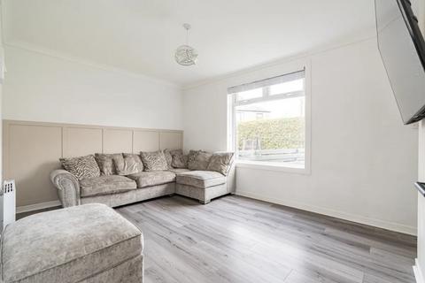 2 bedroom flat to rent, Broomfield Crescent, Carrick Knowe, Edinburgh, EH12