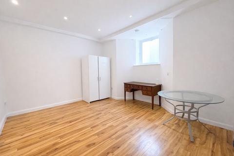 undefined, London E15
