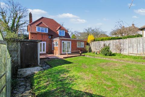 3 bedroom detached house for sale, Ayling Lane,  Aldershot, GU11