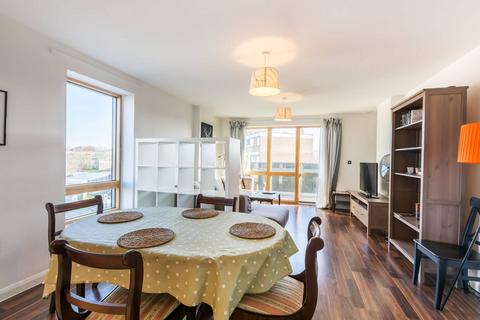 2 bedroom flat to rent, Carlton Vale, Maida Vale, London, NW6