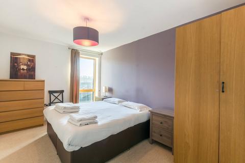 2 bedroom flat to rent, Carlton Vale, Maida Vale, London, NW6