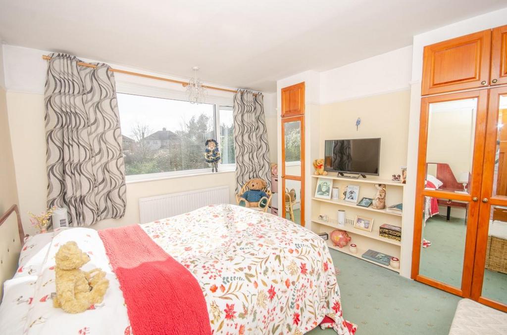 Bedroom two.jpg
