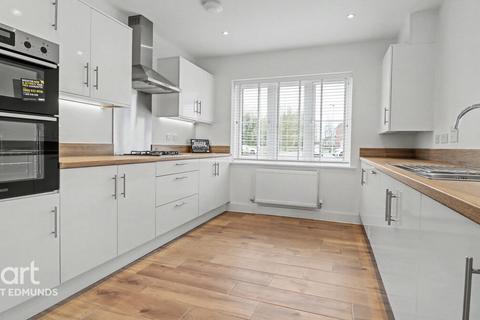 4 bedroom detached house for sale, Ashfield Park, Elmswell, Bury St Edmunds