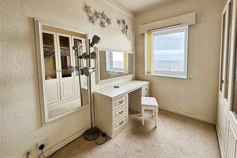 1 bedroom flat for sale, Marine Court, East Sussex TN38