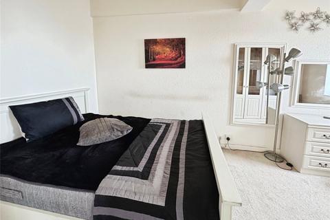 1 bedroom flat for sale, Marine Court, East Sussex TN38