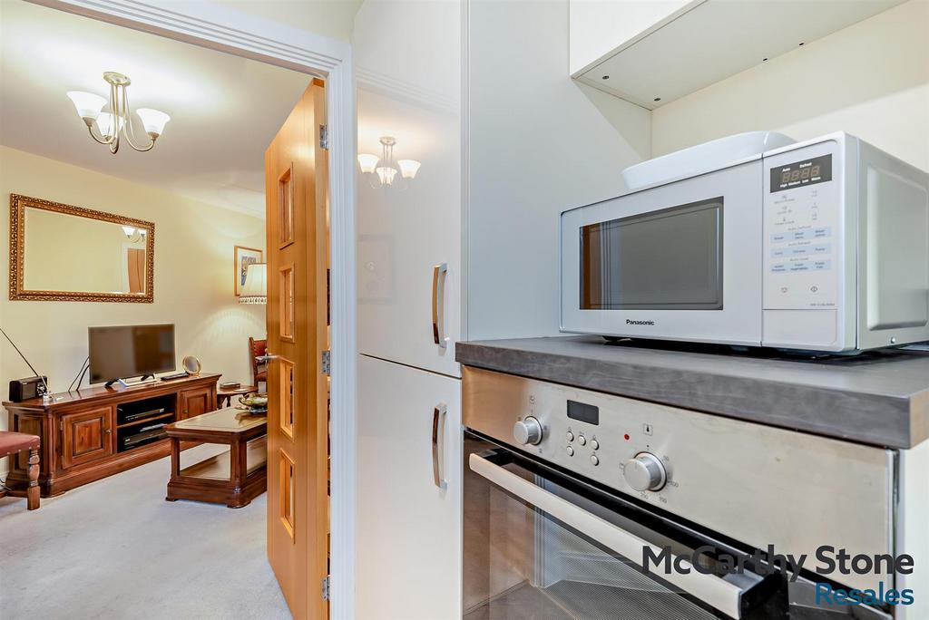 8675887-interior09-800.jpg
