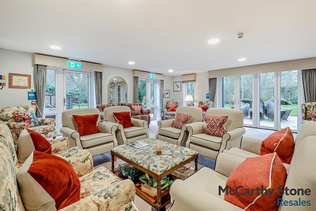 8675887-interior20-800.jpg