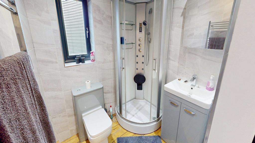 Ensuite