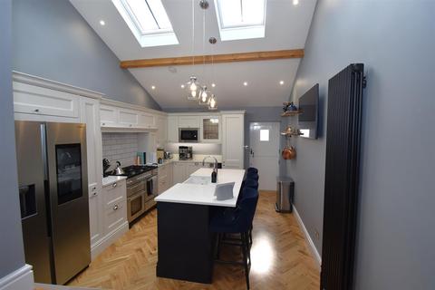 3 bedroom terraced house for sale, Mariners Cottages, South Shields