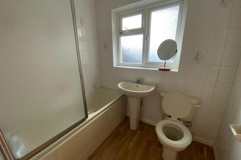 3 bedroom bungalow to rent, Little Field, Bideford