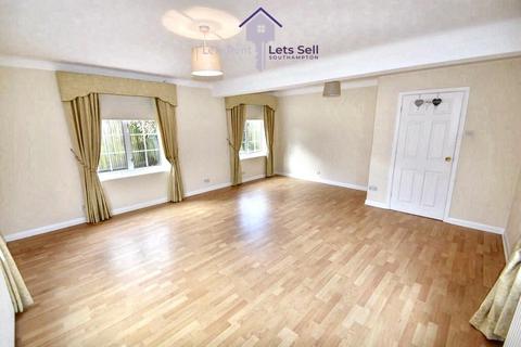 5 bedroom semi-detached house to rent, Netley Abbey, SO31