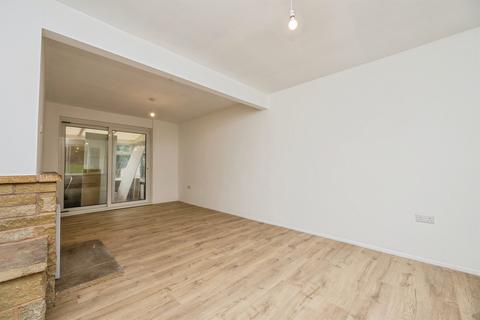 undefined, Hazel Close, Worcester