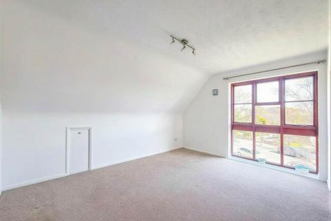 Studio to rent, Seaton Grange, 15 Stourwood Avenue, Southbourne