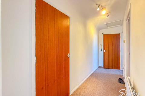 Studio to rent, Seaton Grange, 15 Stourwood Avenue, Southbourne