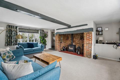 undefined, Upper Hollingdon Farmhouse, Hollingdon, Buckinghamshire