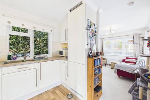 undefined, The Reddings, Cheltenham, Gloucestershire, GL51