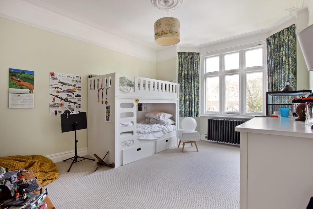 10 Warwick Park 2...