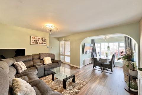 3 bedroom detached house for sale, Fleetwood Road, Cleveleys FY5
