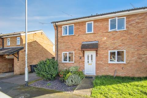 2 bedroom semi-detached house for sale, Blake Road, Stowmarket, Suffolk, IP14