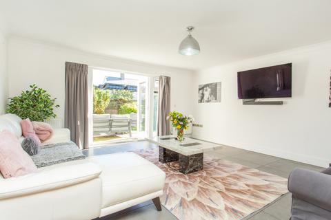 4 bedroom detached house for sale, Middle Deal Road, Deal, Kent, CT14