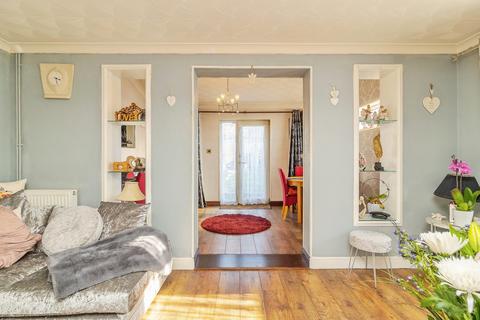 undefined, Belvoir Avenue, MILTON KEYNES, Buckinghamshire, MK4