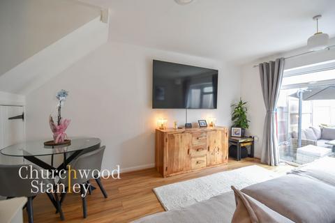 2 bedroom terraced house for sale, Kings Close, Lawford, CO11