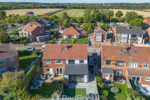 undefined, Warmsworth, South Yorkshire DN4