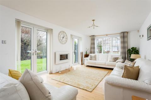 5 bedroom detached house for sale, Bridge Close, Haxby, York